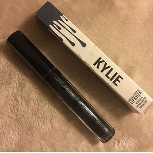 Kylie Metal Lipstick